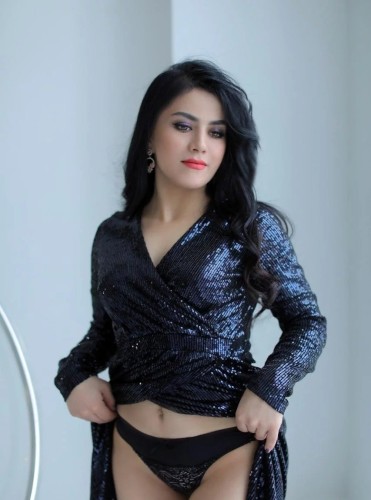 Лена, Г. Трёхгорный