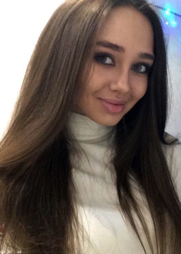 Ева, Г. Трёхгорный